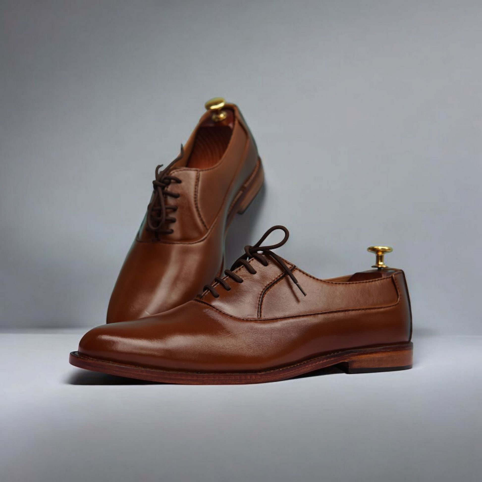 Expertly crafted with premium leather, Hex-Icon is a must-have for the formal wardrobe. Handmade for superior quality, this lace-up shoe exudes sophistication and class. Elevate your style and make a statement with every step.