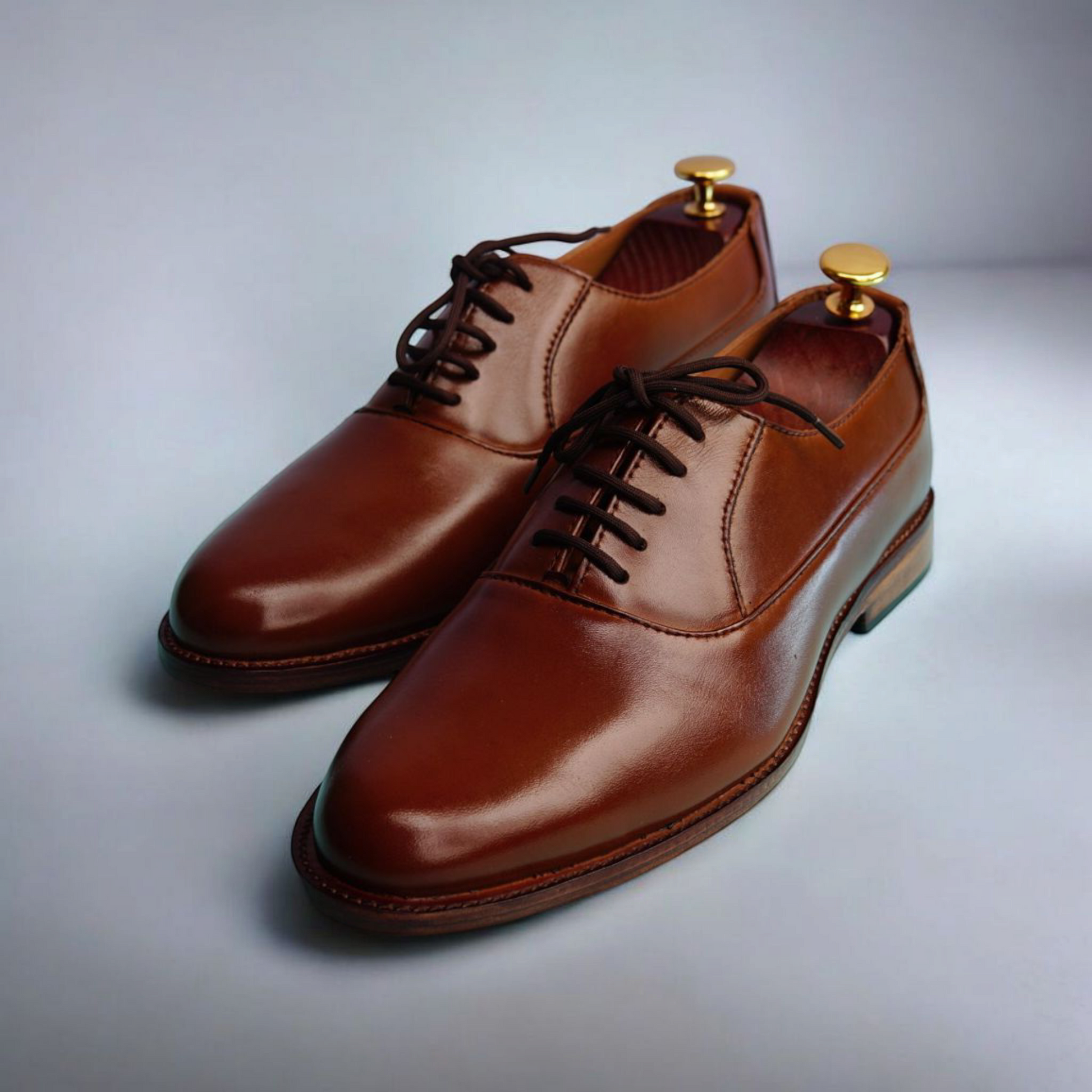 Expertly crafted with premium leather, Hex-Icon is a must-have for the formal wardrobe. Handmade for superior quality, this lace-up shoe exudes sophistication and class. Elevate your style and make a statement with every step.